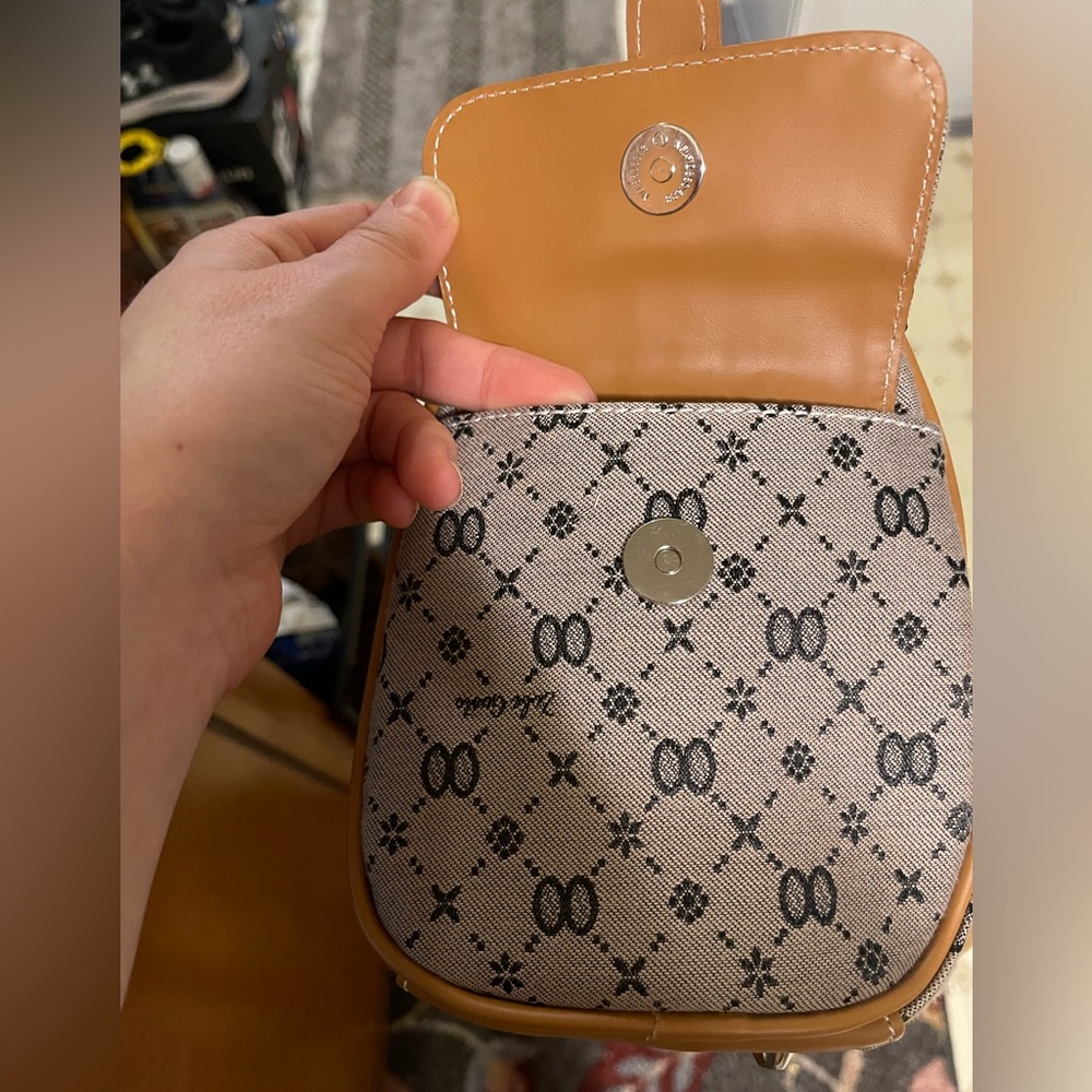 Designer inspired logo bag - Picture 8 of 8